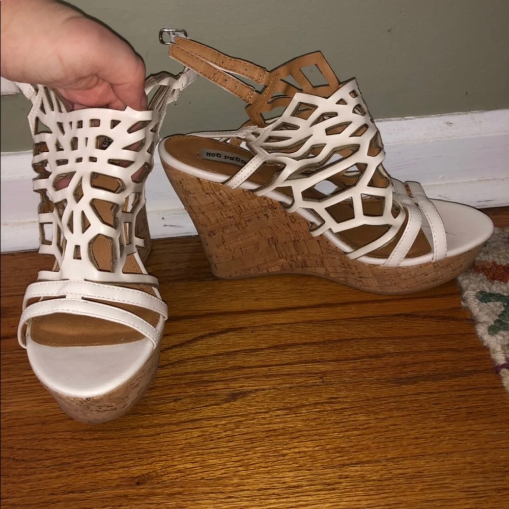 White wedges